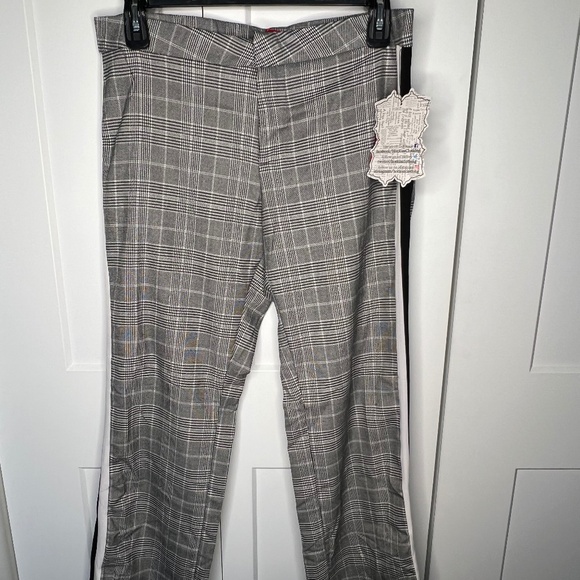 Hot Kiss Pants - Hot Kiss Side Stripe Plaid Checkered Straight Leg Pants NWT Junior's Size 11